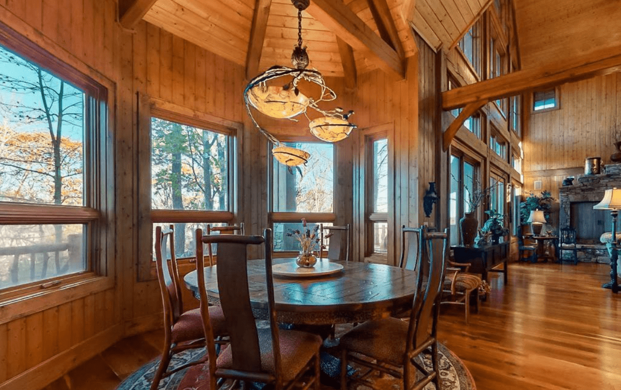 Moss Creek Lodge — photo 14 of 21