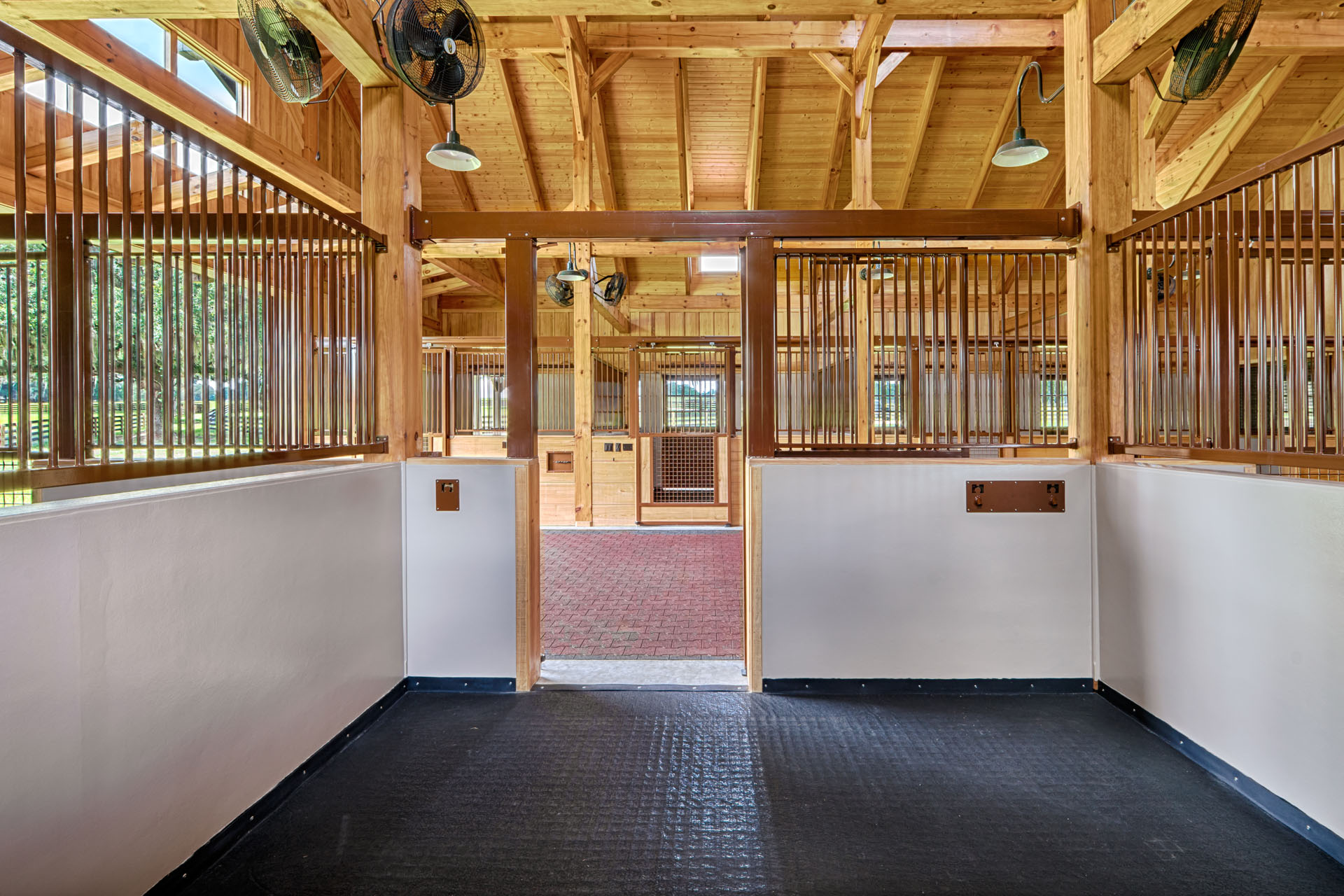 Ocala Thoroughbred Barn — photo 23 of 64