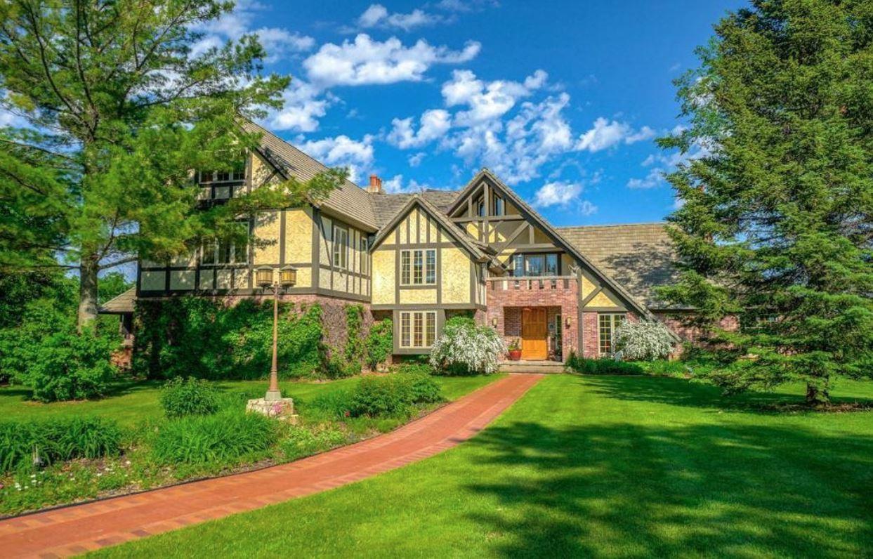 Timber Frame Mansion — photo 25 of 25