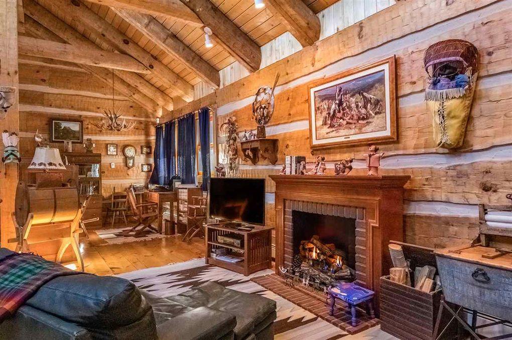 Collins Timberlake Log Home — photo 11 of 19