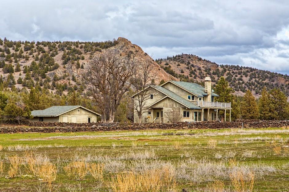 Lava Lakes Ranch — photo 19 of 20