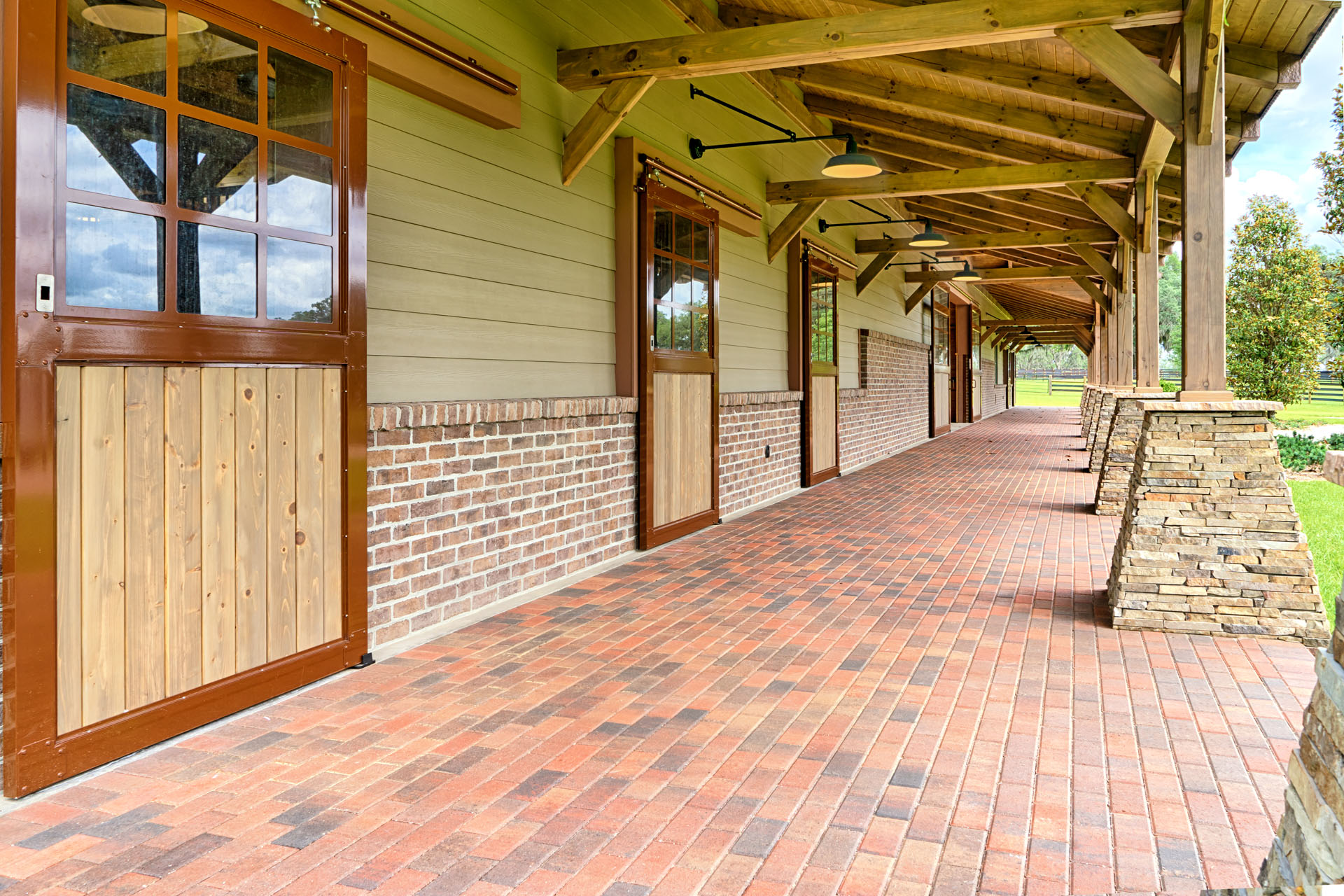 Ocala Thoroughbred Barn — photo 39 of 64