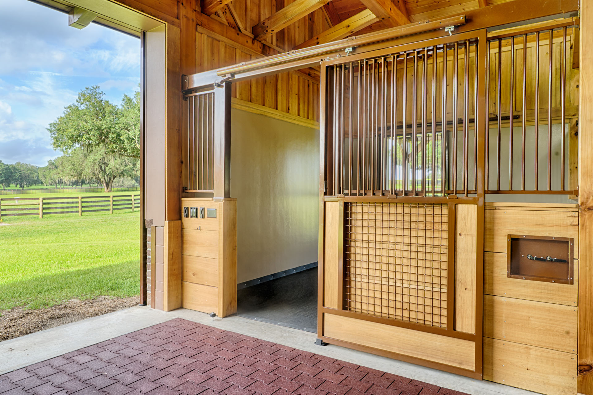 Ocala Thoroughbred Barn — photo 18 of 64
