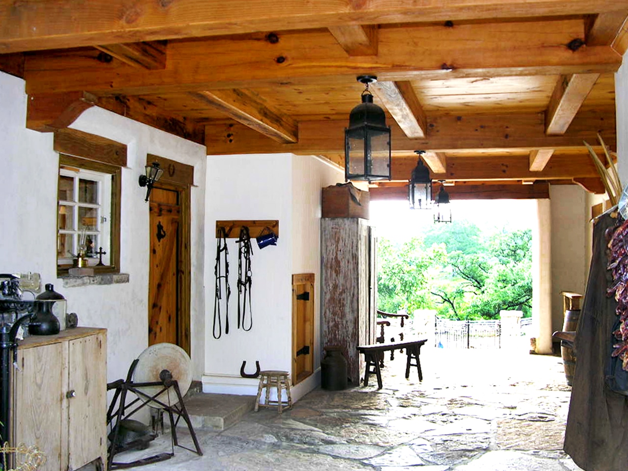 Cottage Barn — photo 10 of 13
