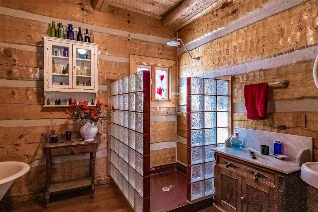 Collins Timberlake Log Home — photo 10 of 19