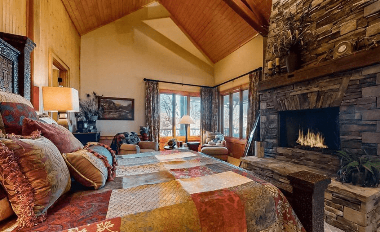 Moss Creek Lodge — photo 13 of 21