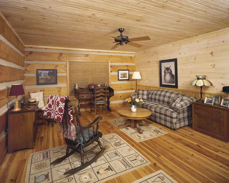 The Saluda Home — photo 10 of 11