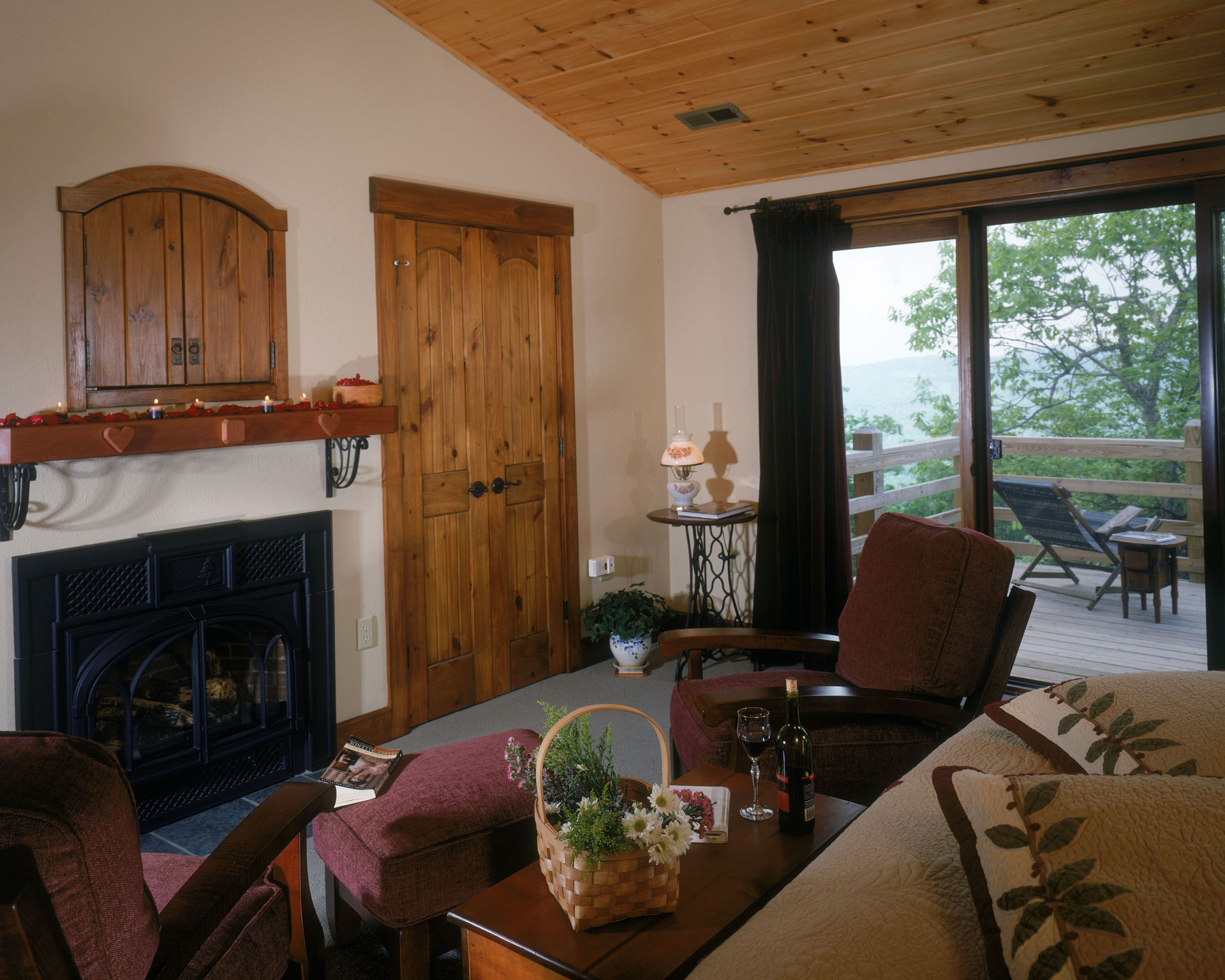Halford Black Mountain Home — photo 15 of 23