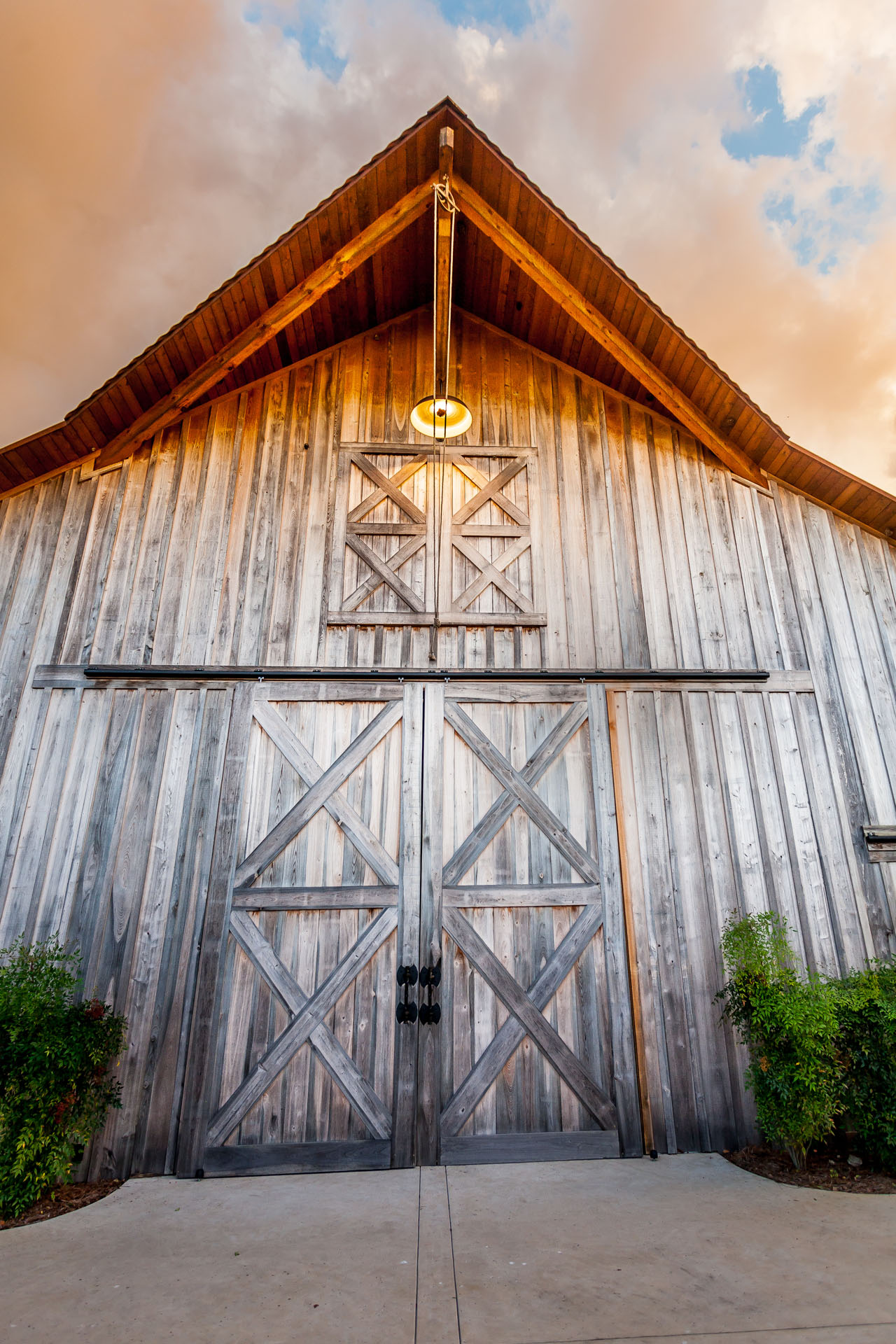 Florida Wedding Barn — timber frame event barn, Ocala, Florida