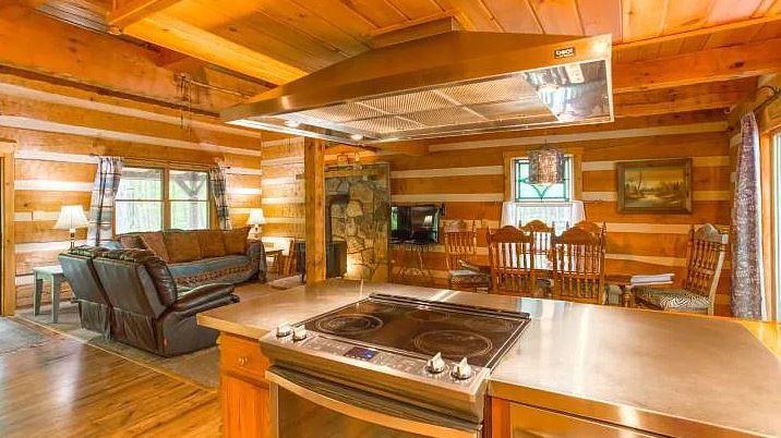 West Virginia Grove Log Home — photo 10 of 25