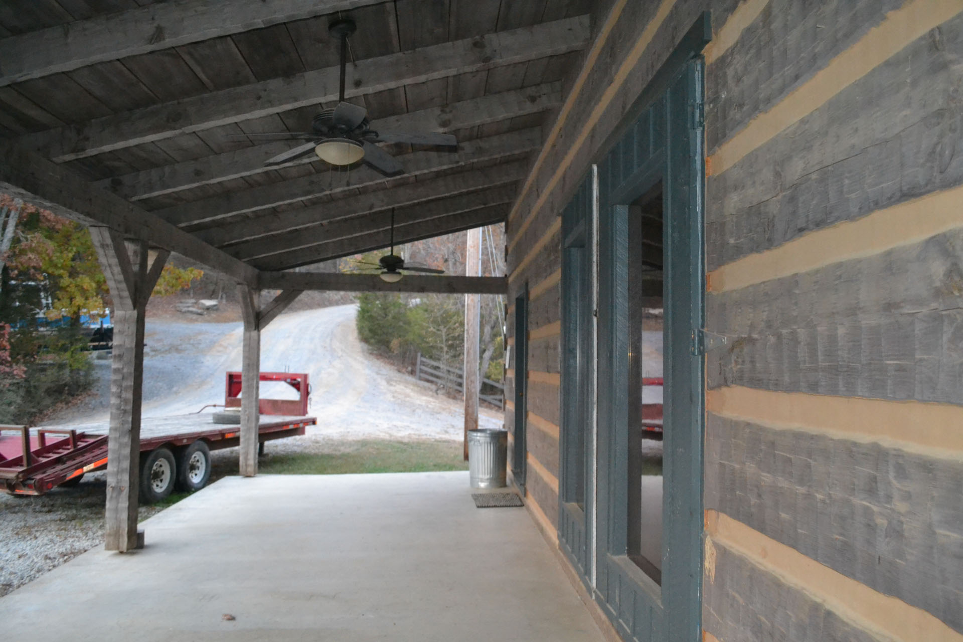 Giles Barn — photo 10 of 14