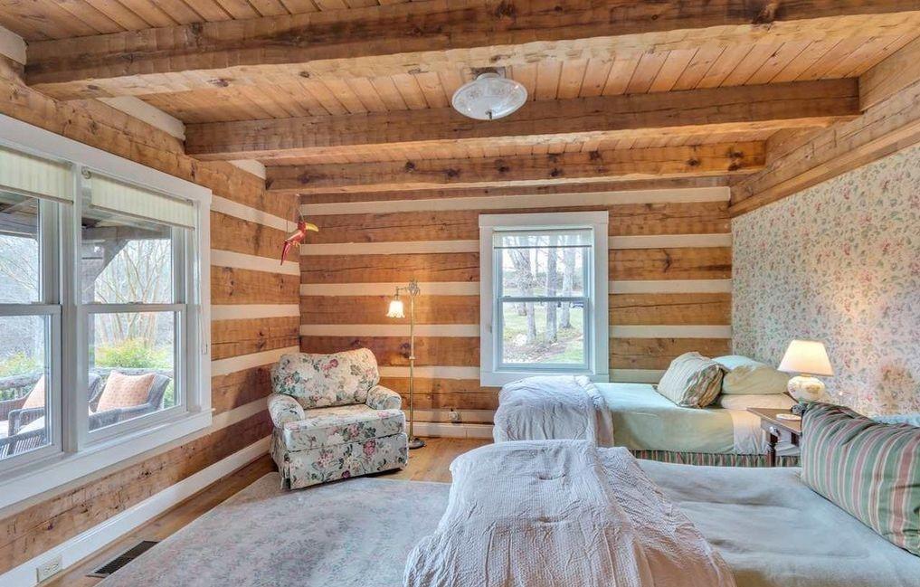 1994 Classic Log Home — photo 15 of 16