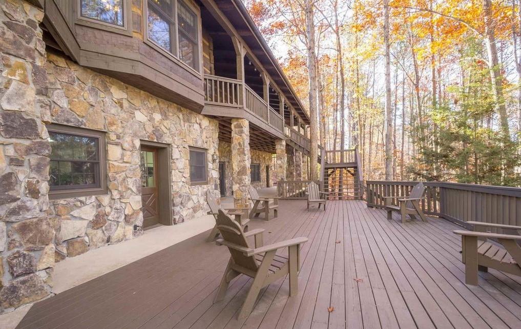 Strickland Log Home — photo 11 of 15