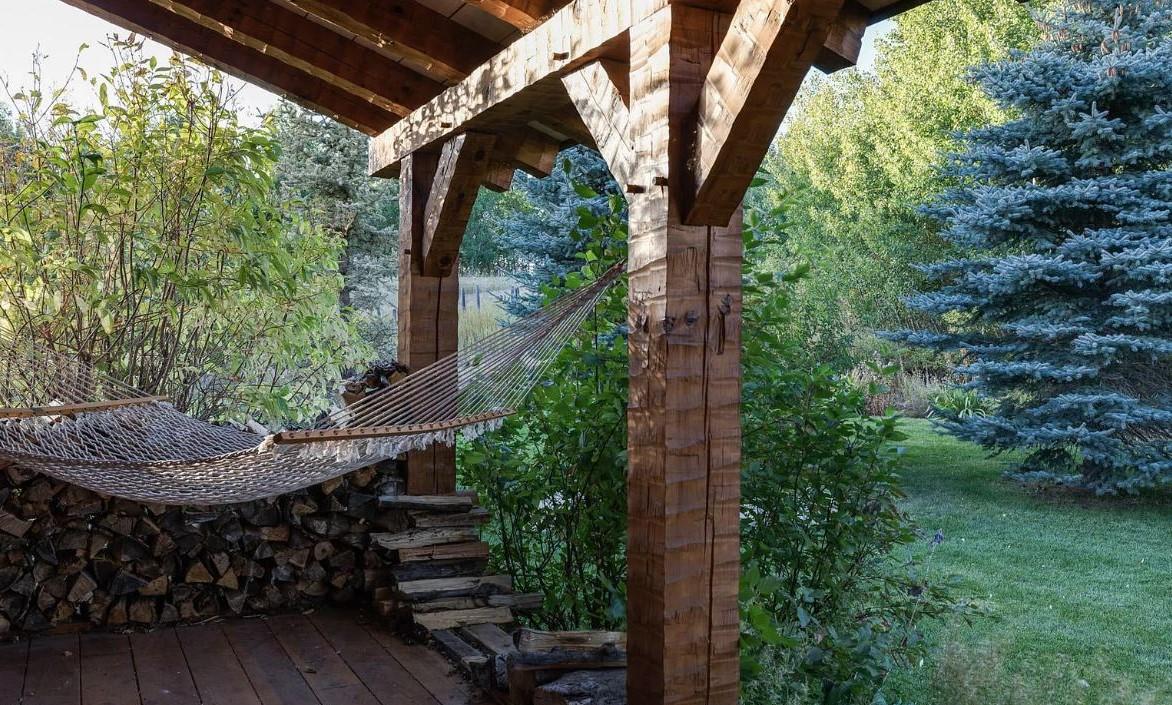 Wyoming Timberlake Log Home — photo 16 of 23