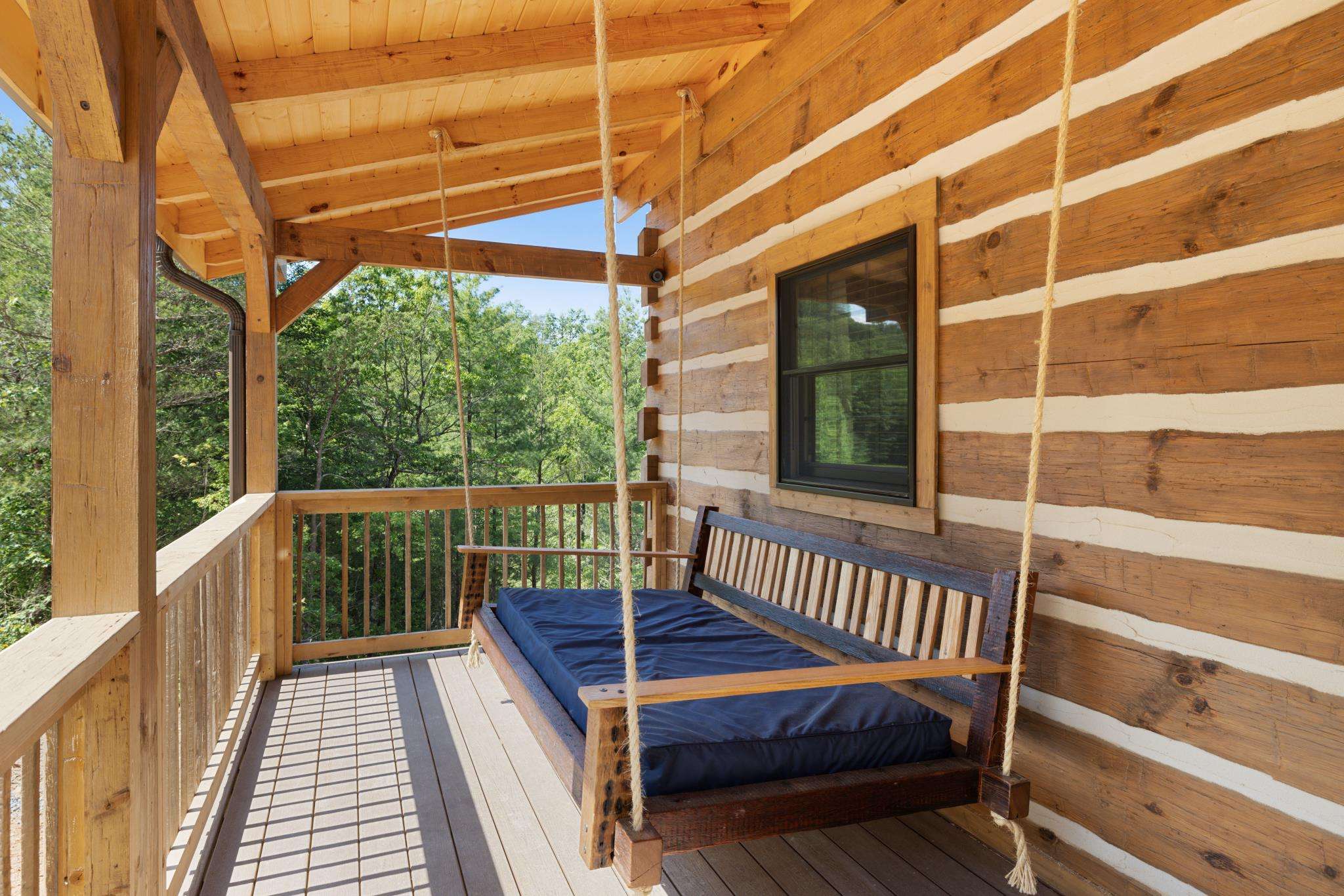 Beck Townsend Cabin — photo 18 of 20