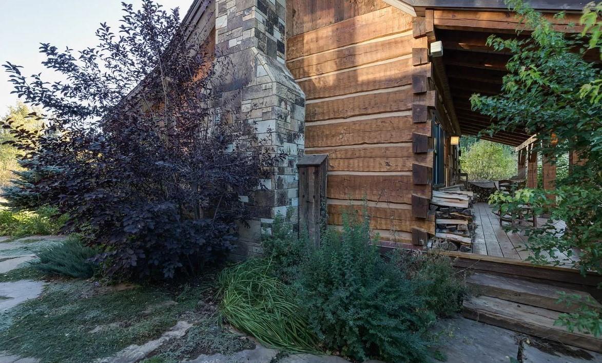 Wyoming Timberlake Log Home — photo 18 of 23