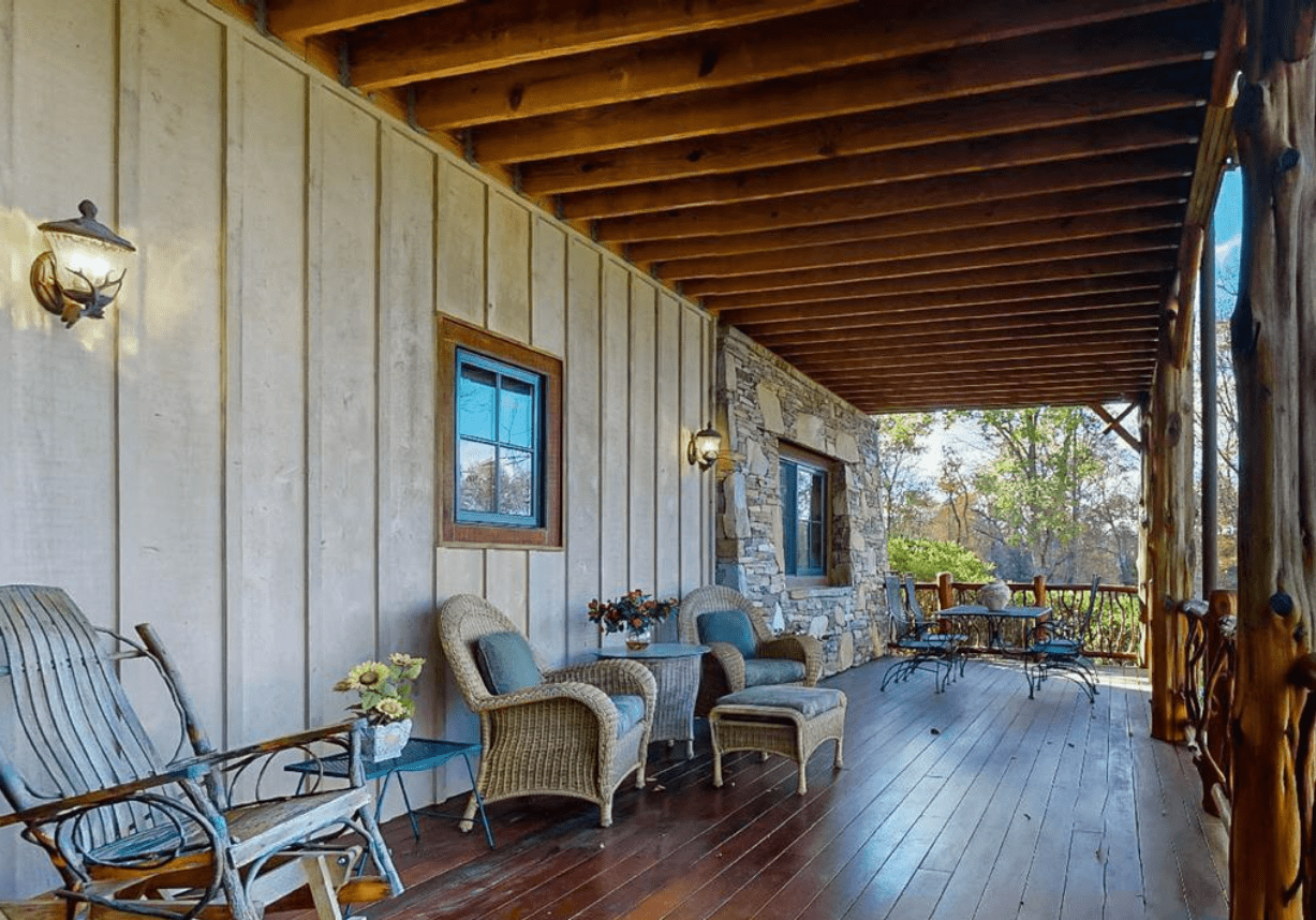 Moss Creek Lodge — photo 19 of 21