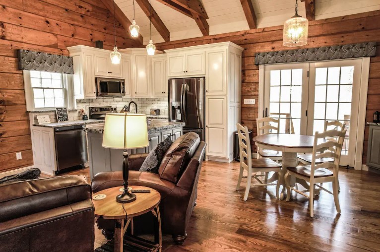 Covington Cabin — photo 10 of 12