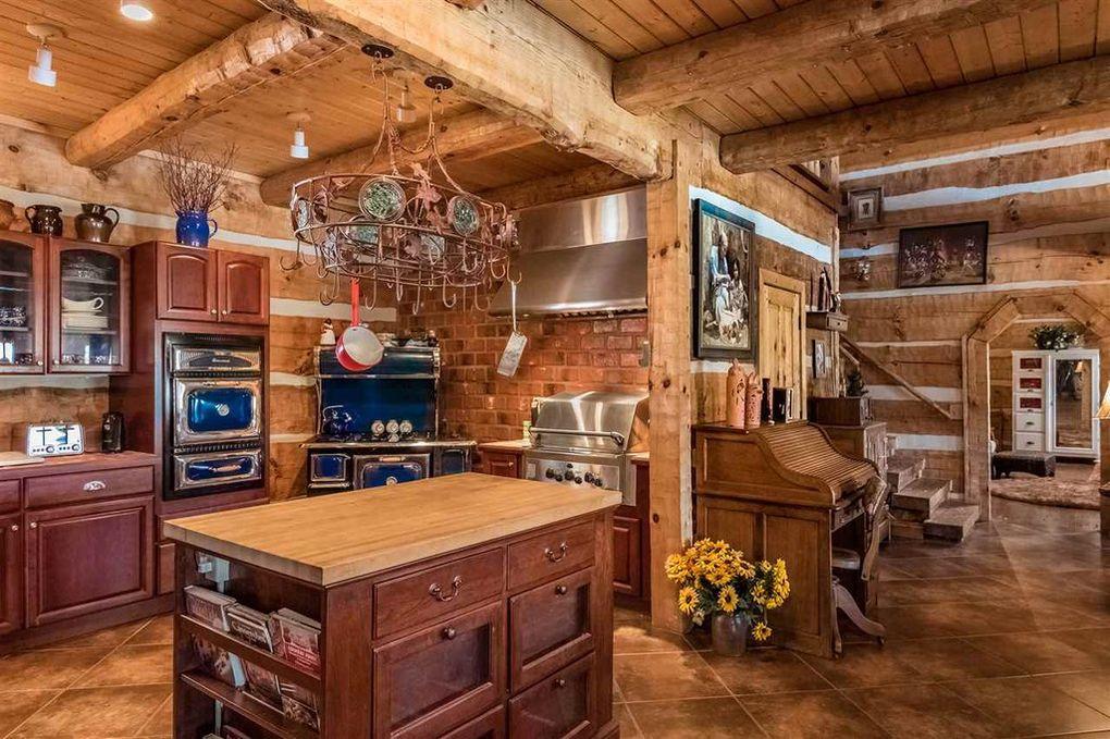 Collins Timberlake Log Home — photo 12 of 19