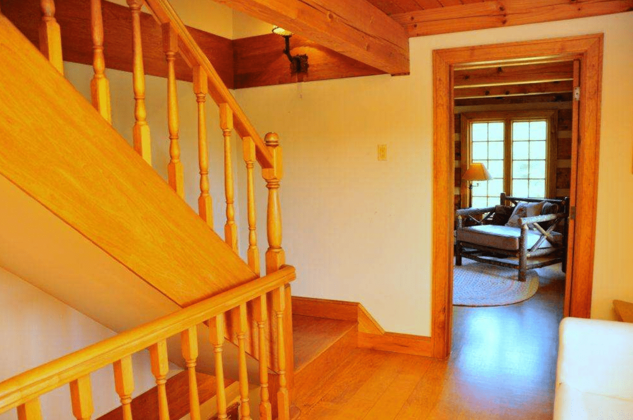 Hillsboro Log Home — photo 12 of 22