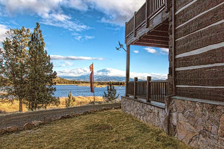 Lava Lakes Ranch — photo 17 of 20