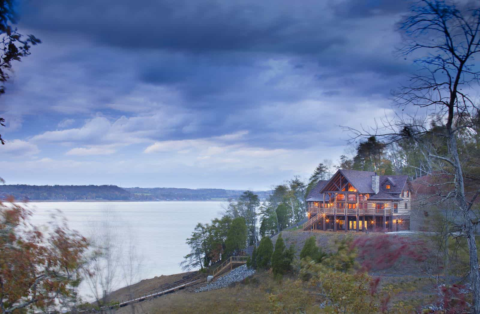 The Stonebridge community in Dandridge, Tennessee — multiple Hearthstone homes side by side