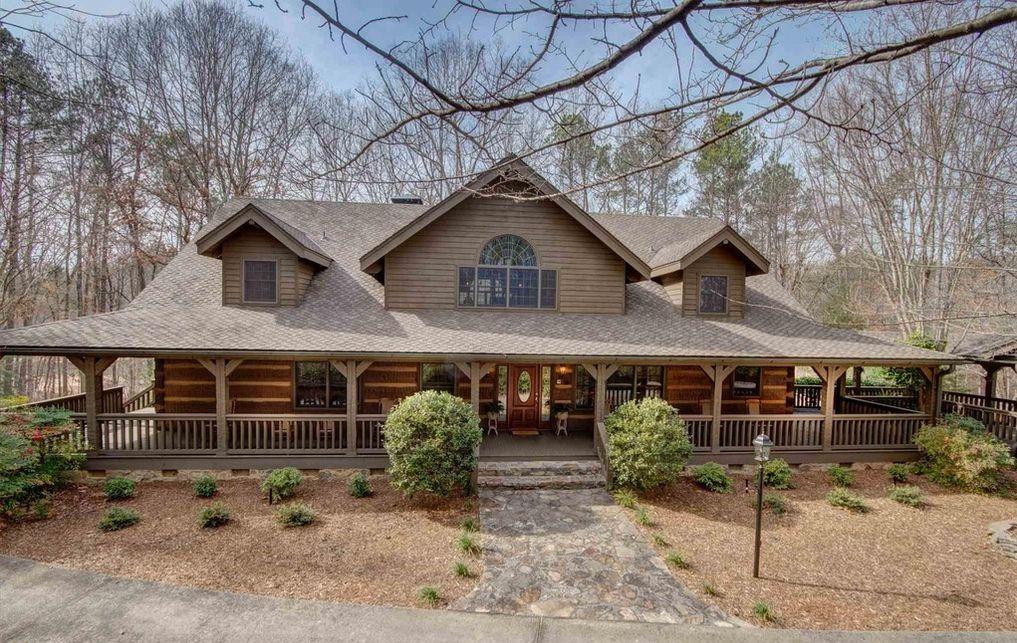 Strickland Log Home — photo 13 of 15